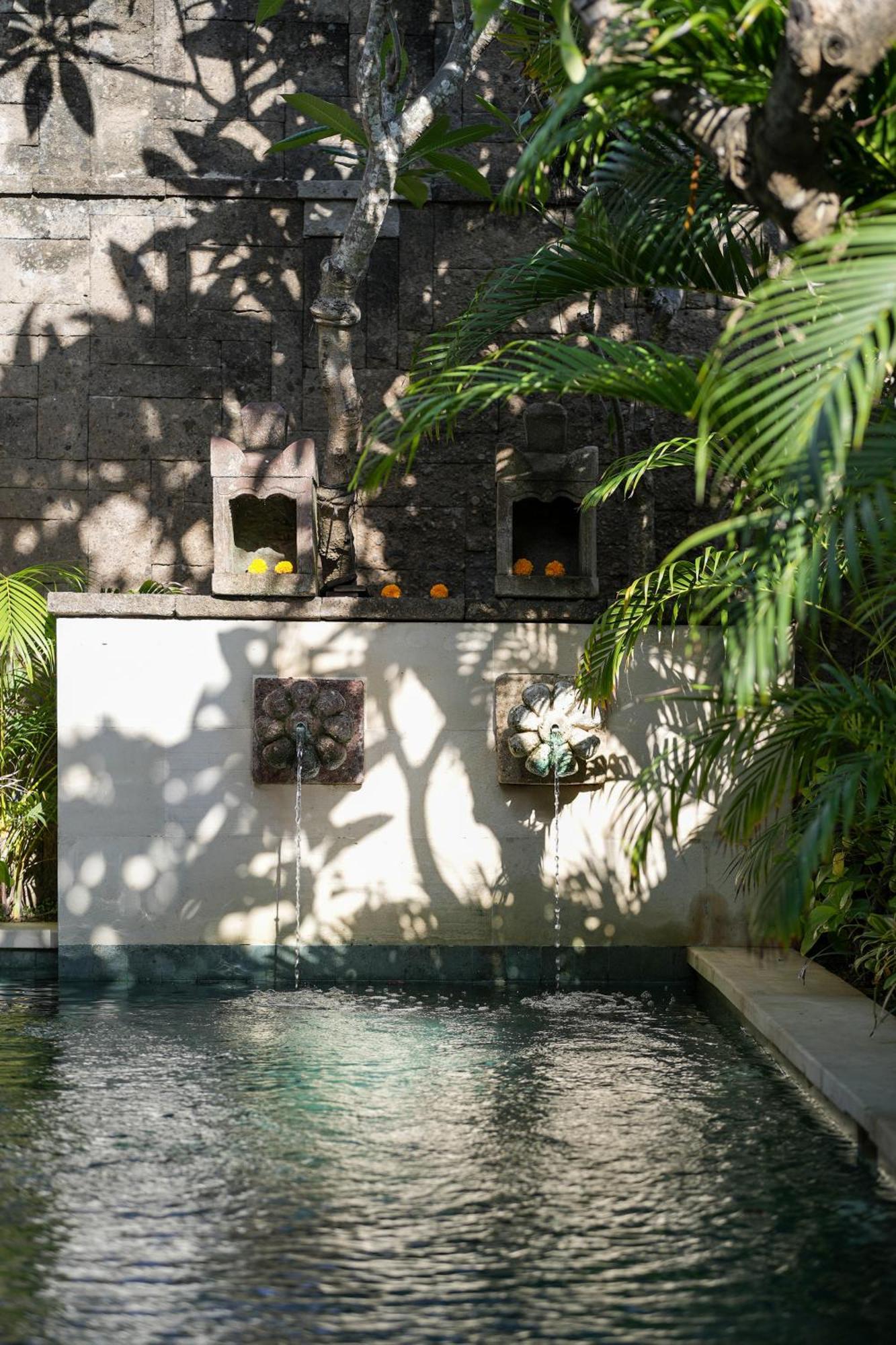 Mosan House - Unique Art-Filled Gem In Perfect Location A Short Walk From The Beach Or Seminyak Square Including Ac Office For Remote Working المظهر الخارجي الصورة